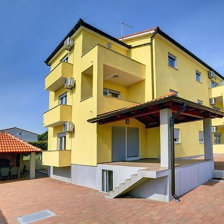 Apartments Kralj Медулин Экстерьер фото
