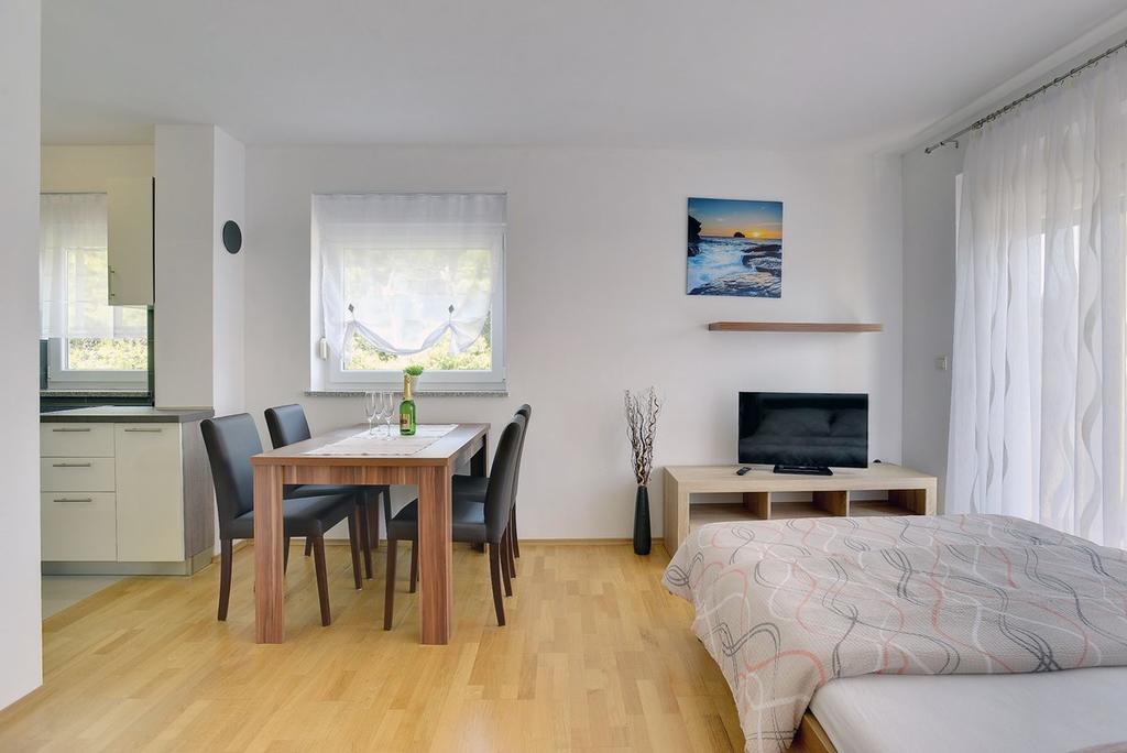 Apartments Kralj Медулин Экстерьер фото