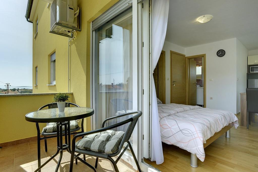 Apartments Kralj Медулин Экстерьер фото