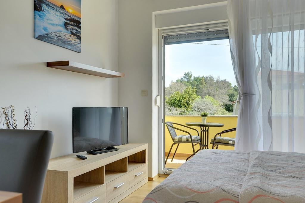 Apartments Kralj Медулин Экстерьер фото