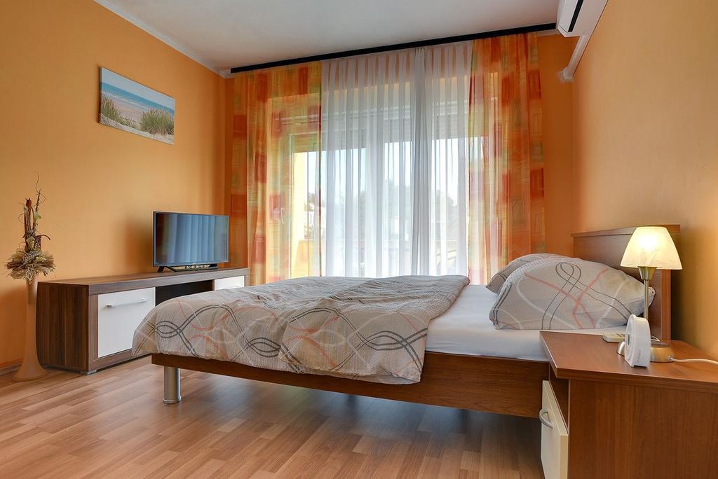 Apartments Kralj Медулин Экстерьер фото