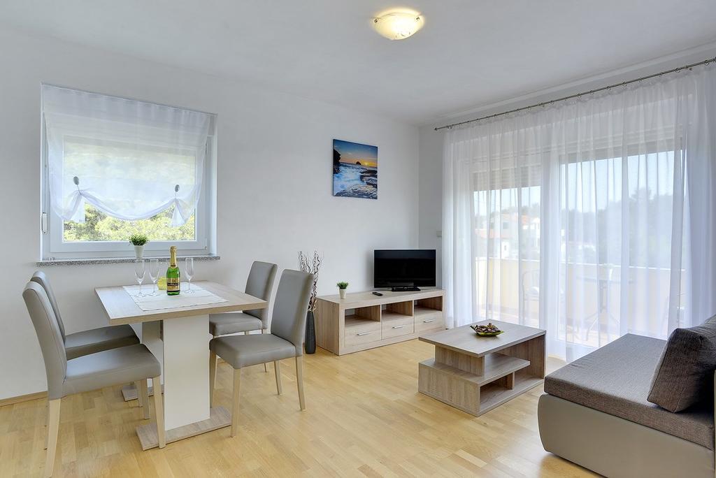Apartments Kralj Медулин Экстерьер фото